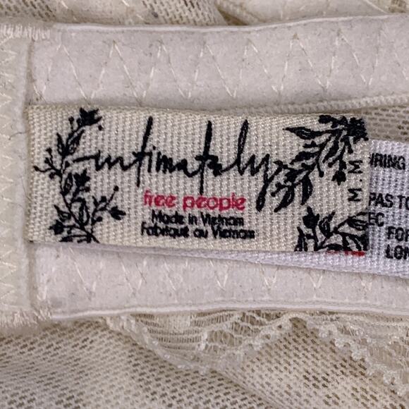 Free People Galloon Lace Halter Cream Bralette Size M - Picture 13 of 14